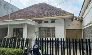 Dijual Rumah Cocok untuk Usaha Lokasi Strategis Sayap Jln Riau Bandung