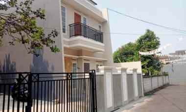 Rumah Baru 2 Lt Lokasi Strategis di Bintaro Pondok Aren