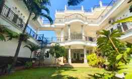 Rumah Mewah dan Nyaman Lokasi DI Jatisari, Jatiasih, Bekasi Jawa Barat