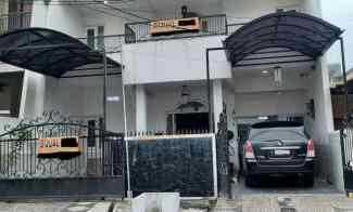 Rumah Mewah, Nyaman Dijual Lokasi dalam Perumahan Gading Prima