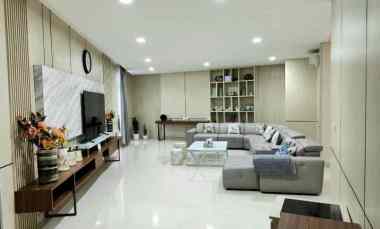 Rumah Siap Huni Komplek Mewah Summarecon Bandung Exit Tol Gedebage