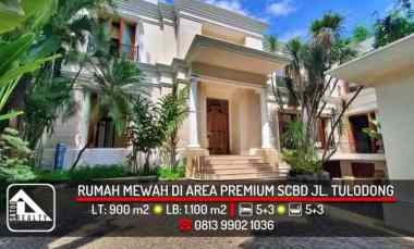 Rumah Mewah Depan Taman di jl. Tulodong Bawah, SCBD, Kebayoran Baru
