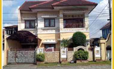 700 meter dari Balaikota Yogyakarta Dijual Rumah Tepi Jalan Veteran