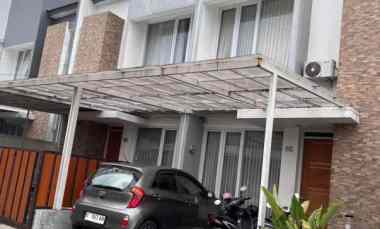 Rumah 2 Lantai, Modern Minimalis, Nyaman Asri, di Cluster Zingonium