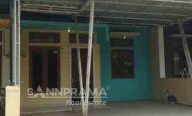 Rumah Second Rapih Apik dalam Cluster di Cagar Alam Depok