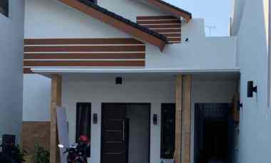 dijual rumah jln gondang dia menteng