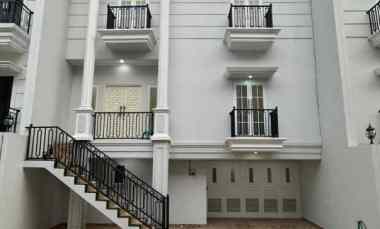 Rumah Baru dalam Townhouse Siap Huni di Jagakarsa Jaksel