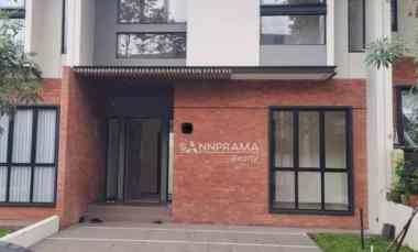 Rumah dalam Cluster Exclusive di Sawangan Depok dekat Mall The Park Sa