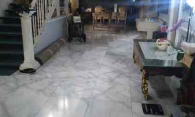 Rumah Lama Lokasi di Prime Area Selong Kebayoran Baru Jakarta Selatan