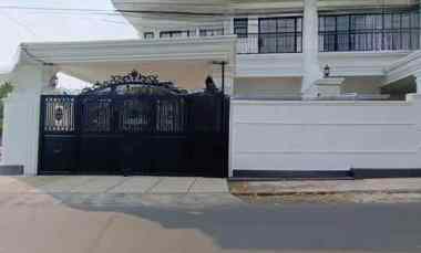 Rumah Baru 2 Lantai SHM Lokasi Strategis di Joglo Jakarta Barat