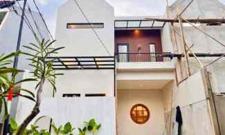 Rumah Scandinavian Style Lokasi Strategis Pondok Kopi Duren Sawit