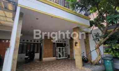 Dijual Rumah 3 Lantai Semi-furnished di Kahfi 1, Jagakarsa, Jakarta