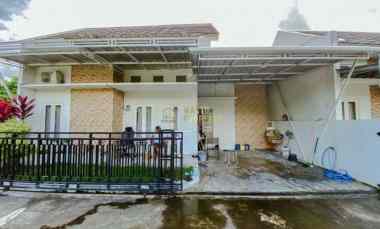 Rumah Siap Huni, dekat Jalan Jogja Solo km 15 di Kalasan