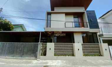 Rumah Siap Huni, Desain Kontemporer Full Furnished di Kalasan