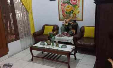 Dijual Rumah dengan Kondisi Terawat Bersih dan Posisi Hook di Kalibaru