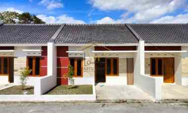 Rumah Murah dalam Perumahan dekat Universitas Widya Dharma