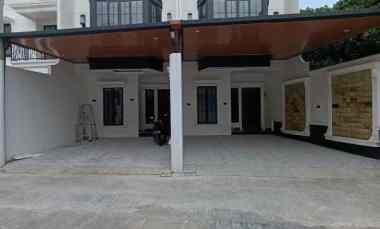 Rumah Dijual di Kalimulya 5 menit stasiun KRL Depok 15 menit pintu TOL juanda