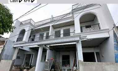 Rumah 2 lantai Plus Rooftop Kalisari Pasar Rebo Jakarta Timur