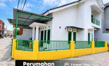 Rumah 2 Lantai di dalam Perumahan di jl. Kalurang km 10 1,2 km Timur