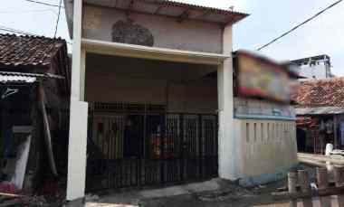 Dijual Murah Rumah Kampung Melayu Strategis dekat Bandara Soetta