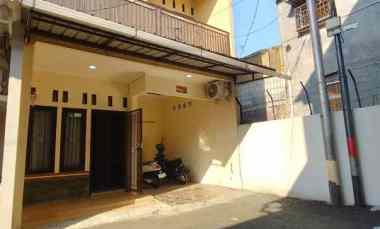 Rumah Second dalam Cluster di Kampung Tengah Condet Jakarta Timur