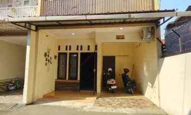 Rumah Secondary dalam Cluster di Kampung Tengah Condet Jaktim