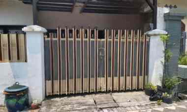 Rumah Karang Empat Second Lebar 8 dekat Kenjeran, Pakuwon City Mall