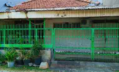 Rumah Lama Hit Tanah, Karang Empat, Ploso, Lebak, Kenjeran, Pusat Kota