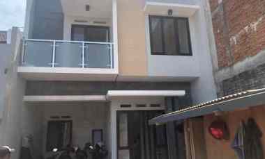 Dijual Rumah Mewah, Minimalis dan Murah Siap Huni 2 Lantai dekat Mall