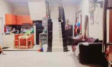 Rumah 3 Lantai Furnished di Karang Tengah Ciledug Tangerang