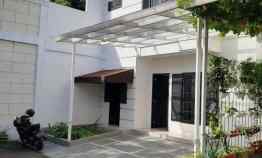 Rumah 2Lt, Unit Pojok, Semi Furnished, Cluster di Lebak Bulus