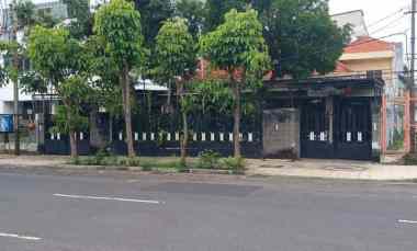 Rumah di JI. Kartini Surabaya Lokasi Commercil Area dekat Grand City