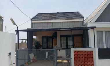 Rumah Minimalis Karyawangi 4 menit Institut Rajawali Cihanjuang