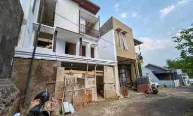 Rumah Dijual di KAVLING MULYOREJO SUKUN MALANG