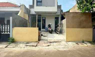 Rumah Baru 2 Lt Unit Premium Harga Minimum di Kayu Putih Pulogadung