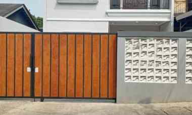 Rumah Mewah Modern Baru Strategis Termurah di Kebagusan Jakarta Selata
