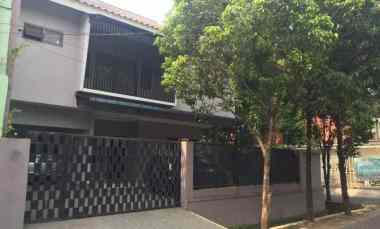 Dijual Cepat Rumah Bagus di jl. Kebayoran Lama Jakarta Selatan