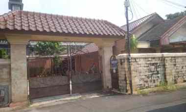 For Sale Rumah Nyaman Lokasi Strategis Dikawasan Kebayoran Lama