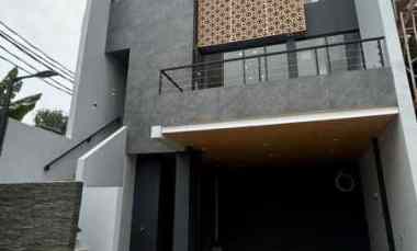 Dijual Brand New Townhouse Area Kebayoran Lama, Jakarta Selatan