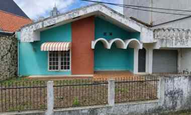 Jual Rumah Tua Hitung Tanah di Kebayoran Lama Bangun Rumah Impian