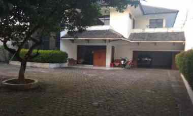 Dijual Rumah Mewah Luas di Kebon Jeruk, Kelapa Dua, Jakarta Barat