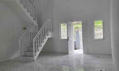 dijual rumah kelapa dua