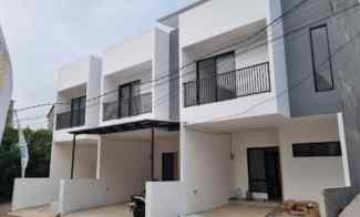 Rumah 2 Lantai dekat LRT Ciracas, Toll Pasar Rebo, Mall Cijantung