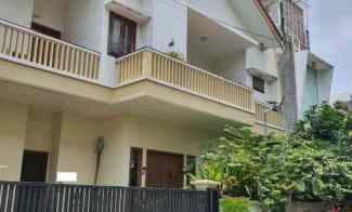 Dijual Cepat Rumah Kelapa Gading Unit Bagus, Gandeng, Semifurnish