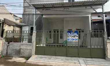 dijual rumah kelapa gading