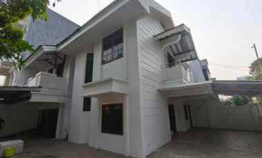 Dijual Rumah Premium Posisi Hook di Janur Elok Residences Jakut