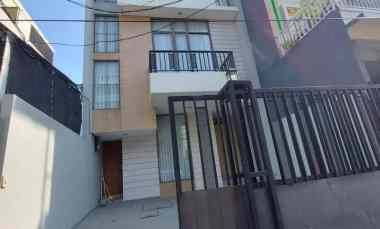 Dijual Rumah Kelapa Gading Summarecon Uku 6x15 Furnsihed Bagus 3 Lt