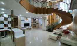 Dijual Cepat Rumah Lux Siap Huni Full Furnish di Kelapa Puan, Nego