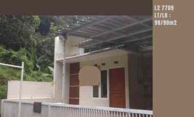 Rumah Siap Huni Nyaman Murah Strategis di Sisir Kota Batu