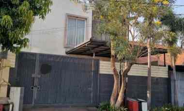 Rumah Kendangsari Siap Huni, Minimalis Row Jalan 3 Mobil Nego